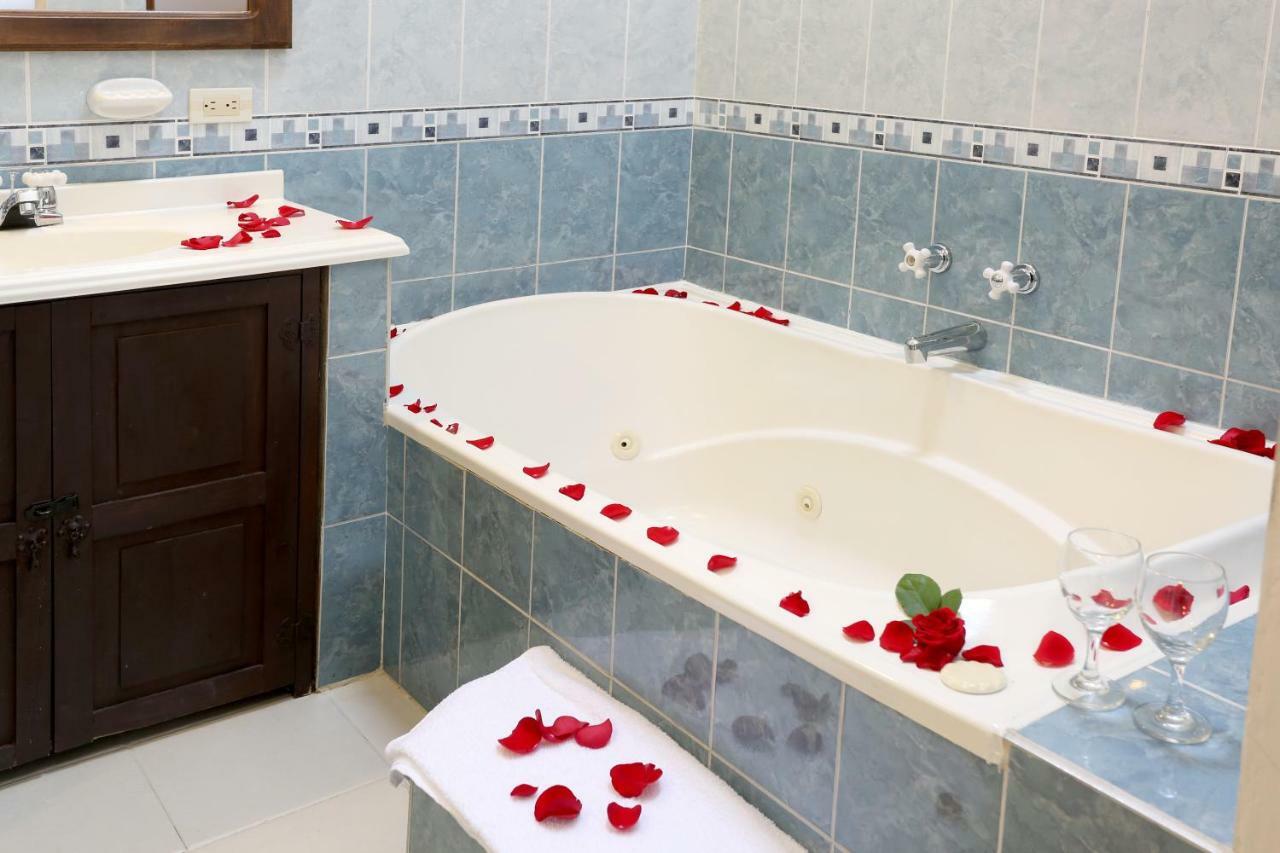 Hotel Aqua Vitae Вилья-де-Лейва Экстерьер фото